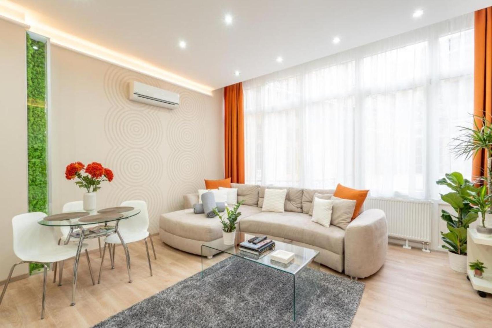 Modern, Quiet & Cozy Apartment In The Middle Of Downtown Near Danube At Fashion Street بودابست المظهر الخارجي الصورة