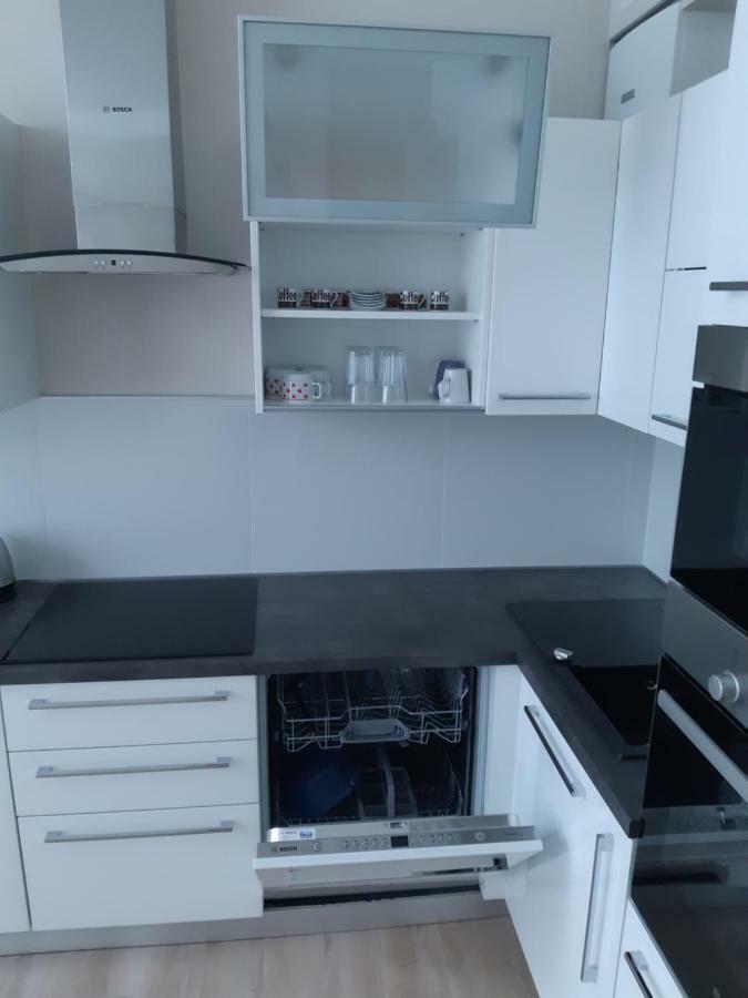 Modern, Quiet & Cozy Apartment In The Middle Of Downtown Near Danube At Fashion Street بودابست المظهر الخارجي الصورة