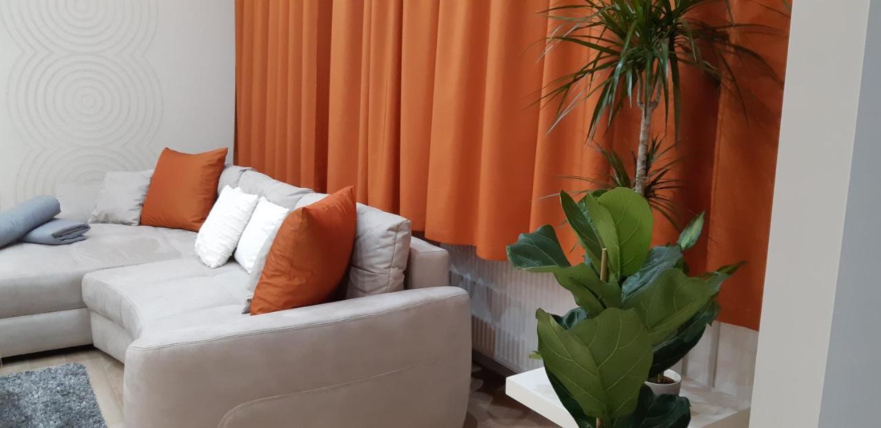 Modern, Quiet & Cozy Apartment In The Middle Of Downtown Near Danube At Fashion Street بودابست المظهر الخارجي الصورة