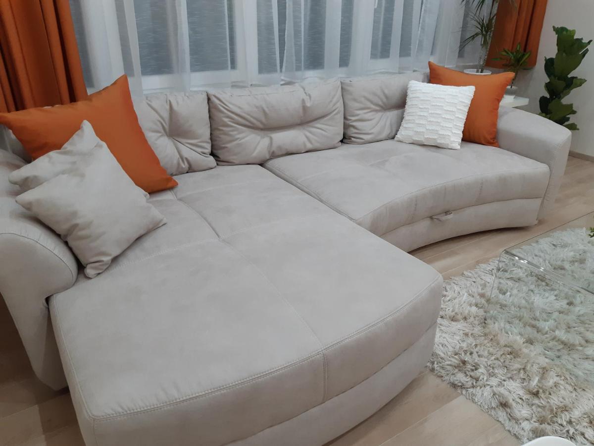 Modern, Quiet & Cozy Apartment In The Middle Of Downtown Near Danube At Fashion Street بودابست المظهر الخارجي الصورة
